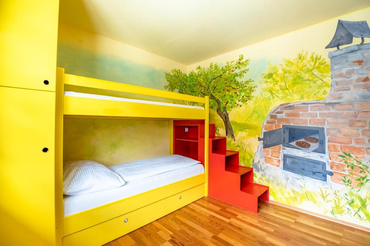 Kinderhotel Appelhof Mürzsteg エクステリア 写真
